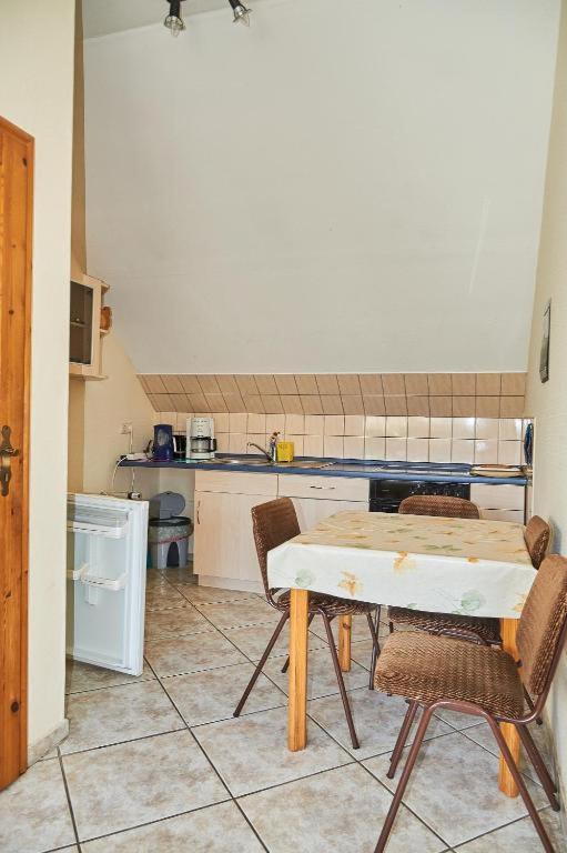 Schwalbenhof Woellnau Apartman Doberschutz Kültér fotó